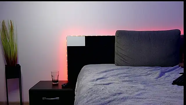 Snapshot of nicholasX1 chatting on March 15, 10:22 pm nicholasX1 online show from March 15, 10:22 pm