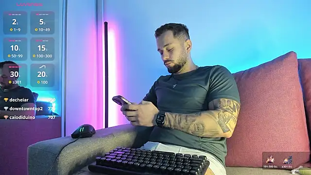 nicholasX1 online show from March 8, 2:04 am