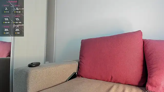 Snapshot of nicholasX1 chatting on October 6, 5:41 am nicholasX1 online show from October 6, 5:41 am