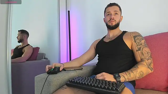 nicholasX1 online show from May 14, 10:34 am