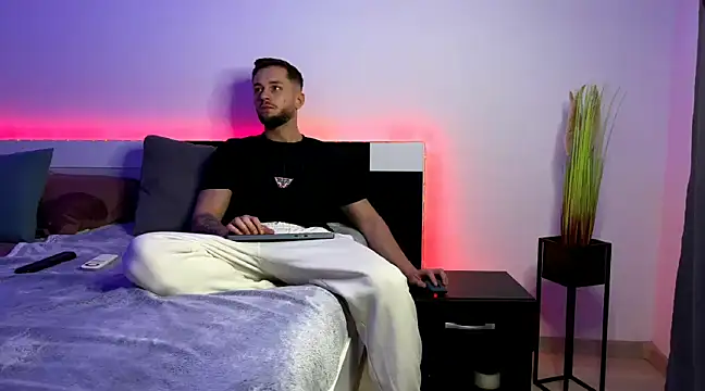 Snapshot of nicholasX1 chatting on March 12, 8:52 pm nicholasX1 online show from March 12, 8:52 pm