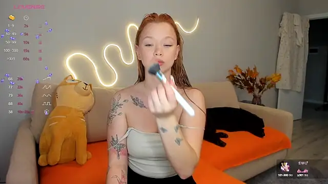 Snapshot of dinky__emily chatting on September 9, 2:37 pm dinky emily online show from September 9, 2:37 pm