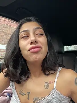 Snapshot of lex-llexiiii27 chatting on January 6, 11:58 am lex-llexiiii27 online show from January 6, 11:58 am