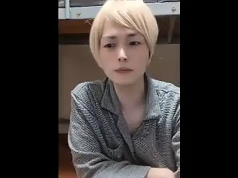 Snapshot of mgnhiroyuki chatting on November 25, 5:08 am mgnhiroyuki online show from November 25, 5:08 am