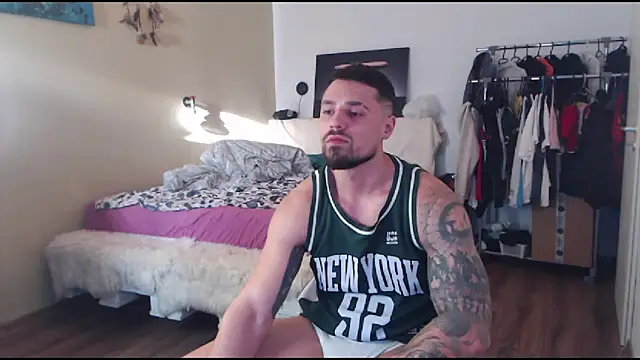 Tiberius hunk online show from February 6, 7:15 am