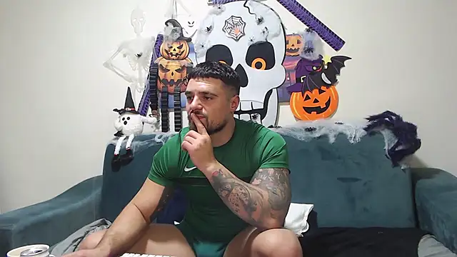 Tiberius hunk online show from November 1, 4:45 pm