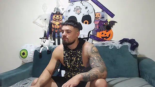 Tiberius hunk online show from October 27, 2:07 pm