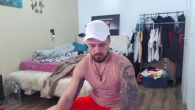 Tiberius hunk online show from February 12, 2:50 pm