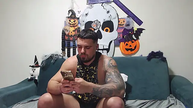 Tiberius hunk online show from November 7, 7:29 pm