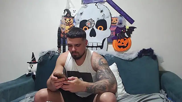 Tiberius hunk online show from November 6, 7:07 pm