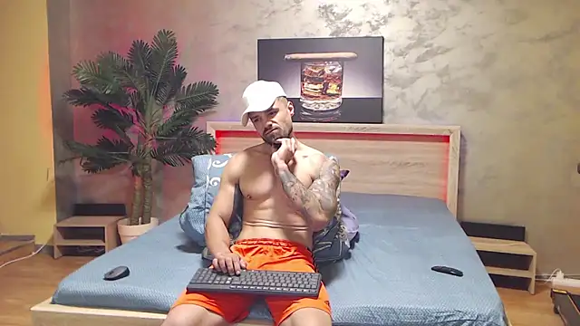 Tiberius hunk online show from June 3, 6:58 am