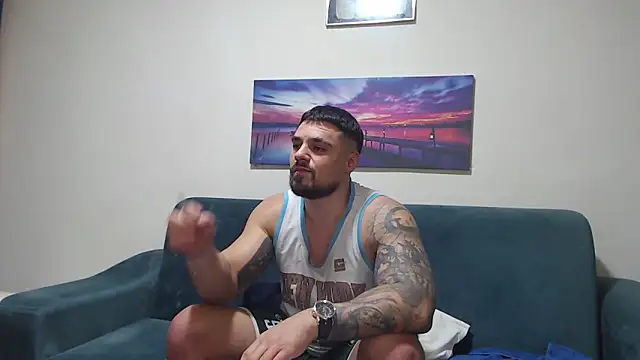 Tiberius hunk online show from December 5, 6:39 pm