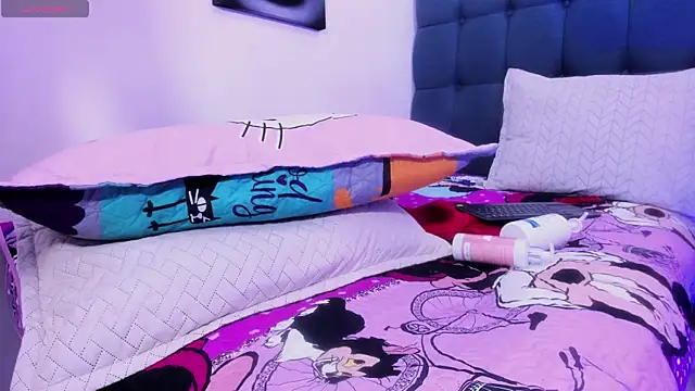 Snapshot of Aitana_star1 chatting on November 21, 7:51 am Aitana star1 online show from November 21, 7:51 am