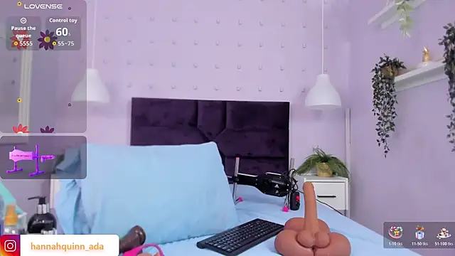 Snapshot of Hanaahquinn chatting on November 7, 11:48 am Hanaahquinn online show from November 7, 11:48 am