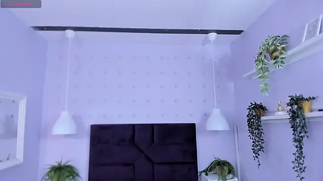 Snapshot of Hanaahquinn chatting on October 25, 11:53 am Hanaahquinn online show from October 25, 11:53 am