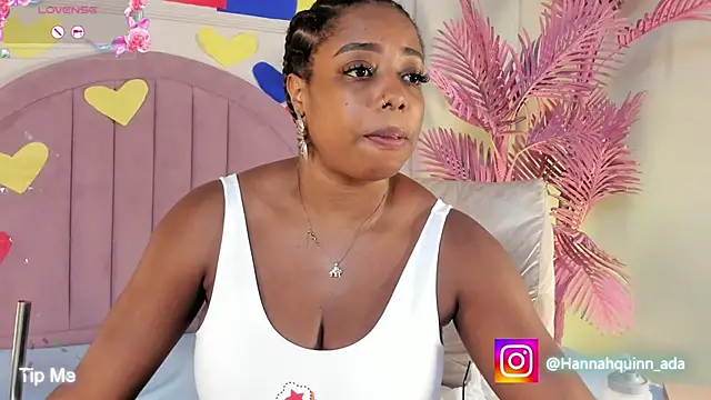 Snapshot of Hanaahquinn chatting on June 17, 1:10 pm Hanaahquinn online show from June 17, 1:10 pm