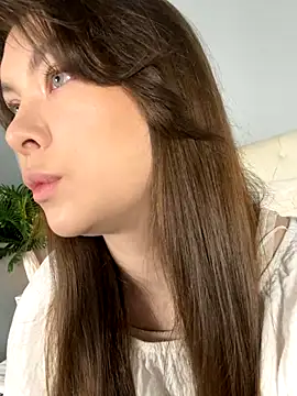 HannaJohnson online show from November 30, 6:14 am