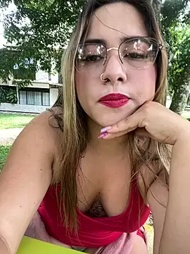 lunaxxx 69 online show from February 5, 8:48 pm