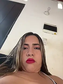 lunaxxx 69 online show from January 6, 8:35 pm