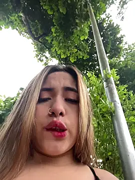 lunaxxx 69 online show from November 17, 10:14 pm