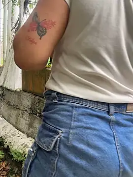 lunaxxx 69 online show from April 3, 9:43 pm