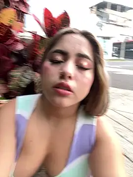 lunaxxx 69 online show from March 26, 8:40 pm