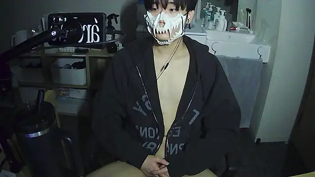sdamvo2 online show from March 12, 1:59 pm