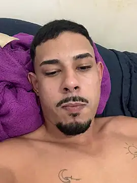 Snapshot of fernandofn chatting on March 22, 4:47 pm fernandofn online show from March 22, 4:47 pm