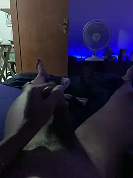 Snapshot of fernandofn chatting on March 17, 11:42 am fernandofn online show from March 17, 11:42 am