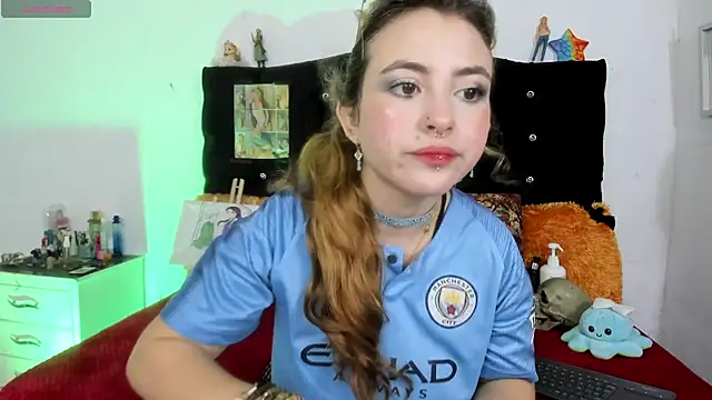 young jung online show from November 5, 9:07 pm