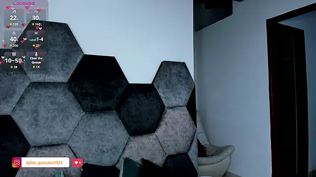 Snapshot of Dylan_Turnerr chatting on September 9, 9:02 pm Dylan Turnerr online show from September 9, 9:02 pm