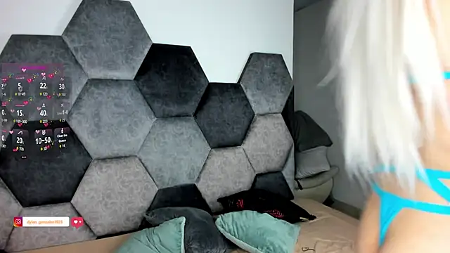 Snapshot of Dylan_Turnerr chatting on September 10, 8:41 pm Dylan Turnerr online show from September 10, 8:41 pm