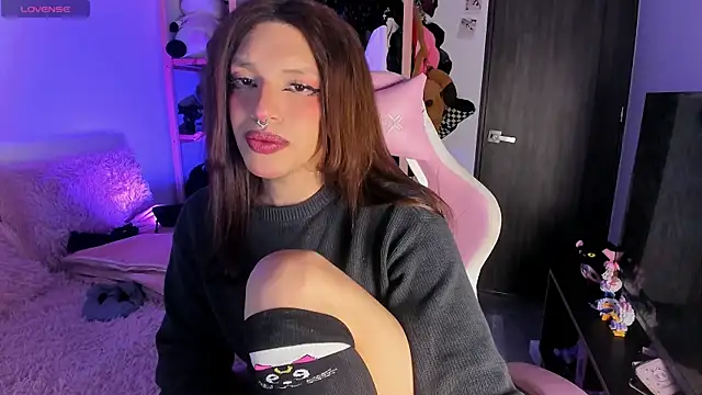 Loona s online show from April 4, 1:01 am