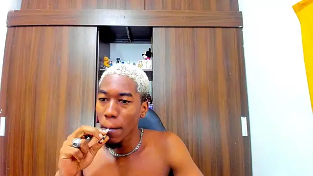 Dreamastercum  online show from October 14, 1:12 pm