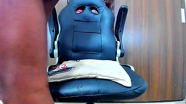 Dreamastercum  online show from September 29, 7:30 pm