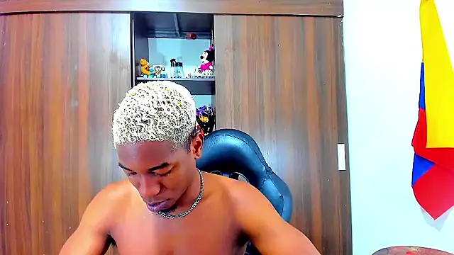 Dreamastercum  online show from January 19, 12:31 pm