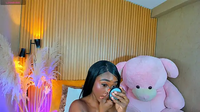 Snapshot of AlexiaAbbey chatting on June 9, 7:04 pm AlexiaAbbey online show from June 9, 7:04 pm
