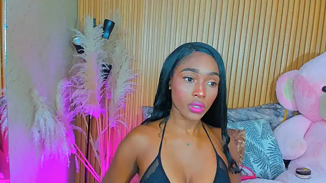AlexiaAbbey online show from May 18, 1:05 pm