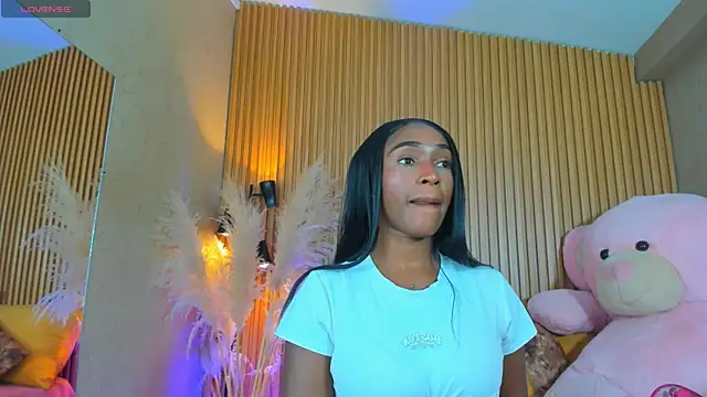 Snapshot of AlexiaAbbey chatting on June 3, 7:18 pm AlexiaAbbey online show from June 3, 7:18 pm