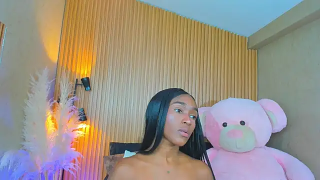 Snapshot of AlexiaAbbey chatting on July 13, 2:05 pm AlexiaAbbey online show from July 13, 2:05 pm