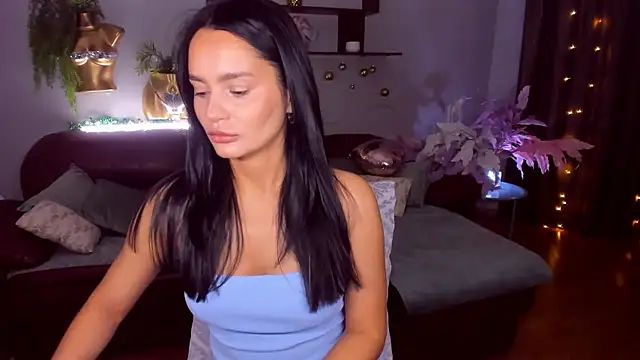 Snapshot of DanaSincere chatting on January 10, 6:09 am DanaSincere online show from January 10, 6:09 am