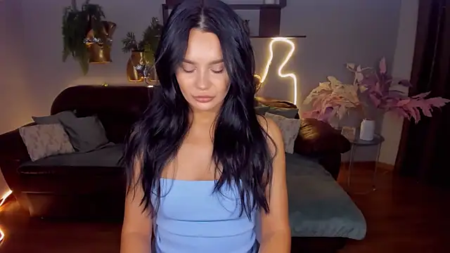 DanaSincere online show from December 14, 6:30 am