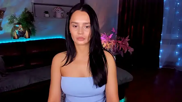 Snapshot of DanaSincere chatting on February 2, 4:00 am DanaSincere online show from February 2, 4:00 am