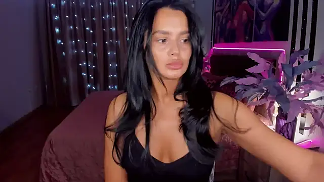 Snapshot of DanaSincere chatting on October 15, 3:49 am DanaSincere online show from October 15, 3:49 am
