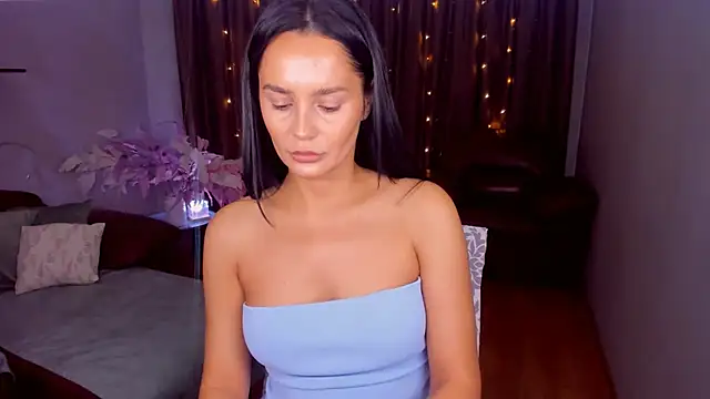 Snapshot of DanaSincere chatting on January 16, 4:05 am DanaSincere online show from January 16, 4:05 am