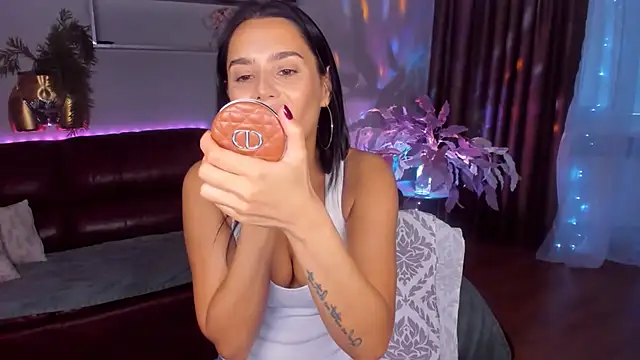 DanaSincere online show from April 8, 4:03 am