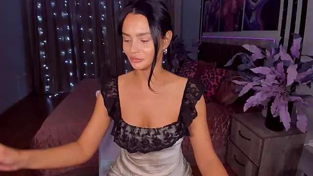 Snapshot of DanaSincere chatting on September 17, 3:41 am DanaSincere online show from September 17, 3:41 am