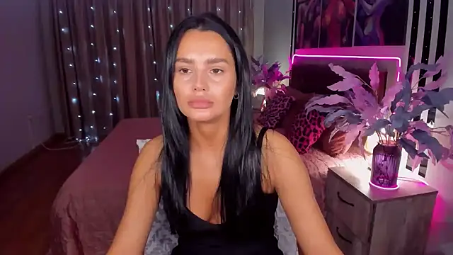 Snapshot of DanaSincere chatting on October 10, 3:40 am DanaSincere online show from October 10, 3:40 am
