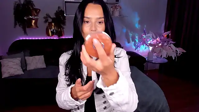 DanaSincere online show from June 3, 3:40 am