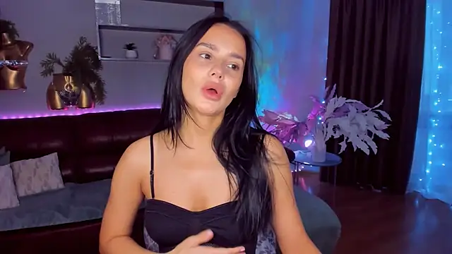 Snapshot of DanaSincere chatting on February 28, 5:51 am DanaSincere online show from February 28, 5:51 am